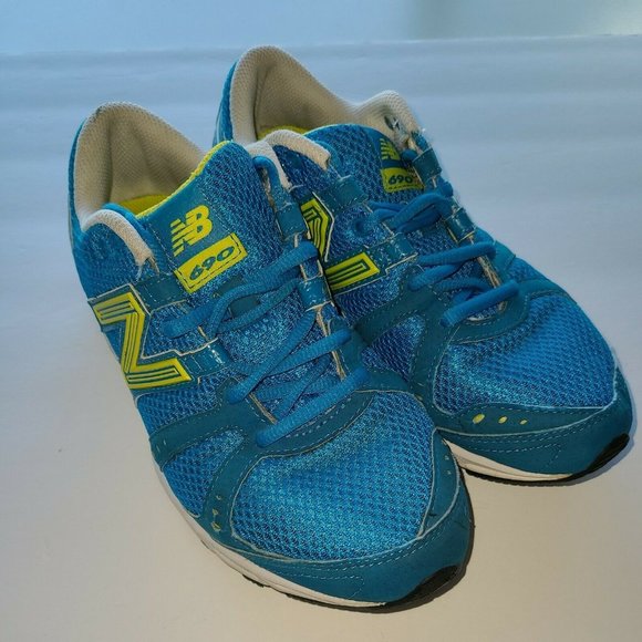 Trail Running Shoes 